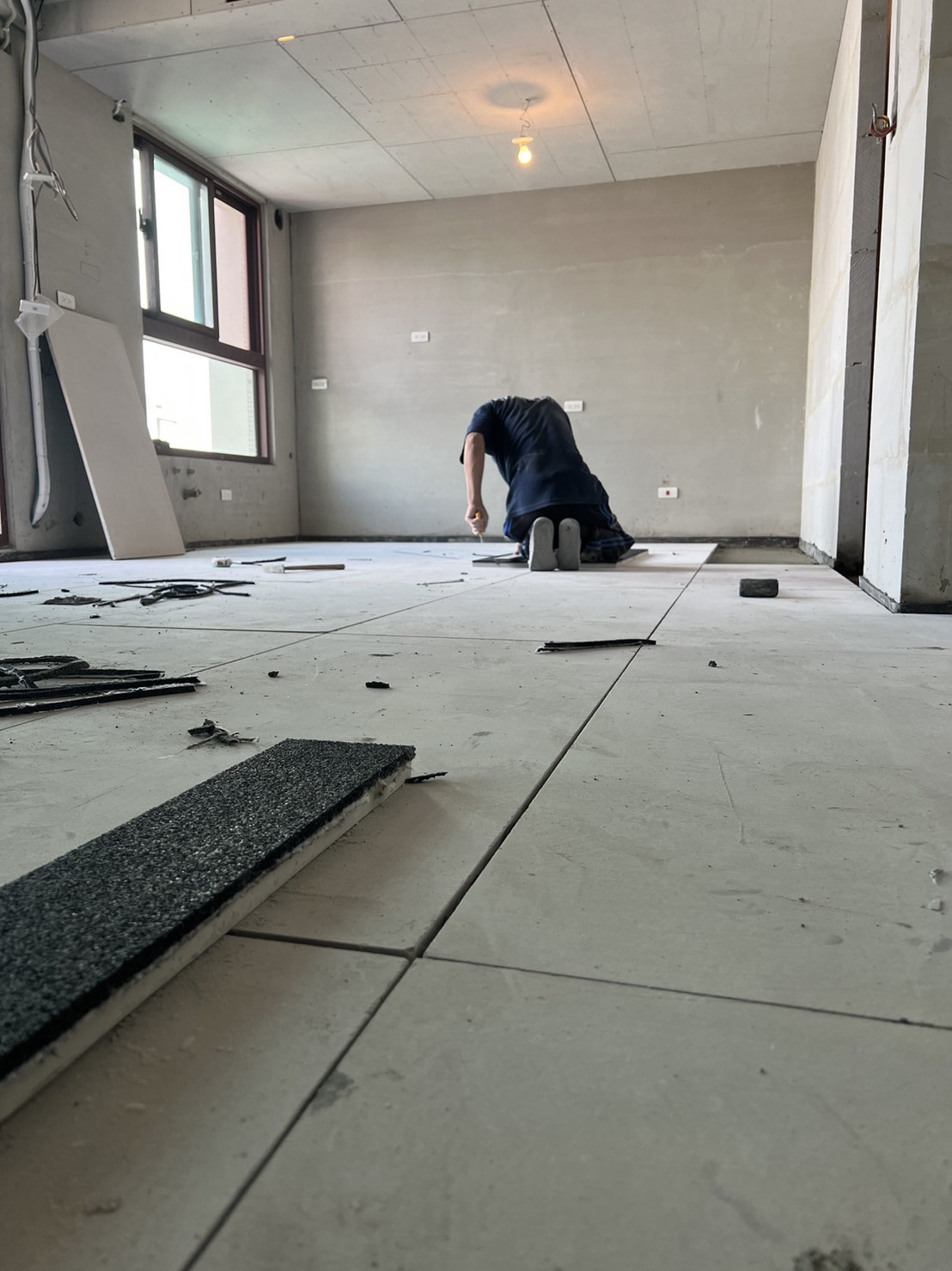 鋪設隔音預鑄板